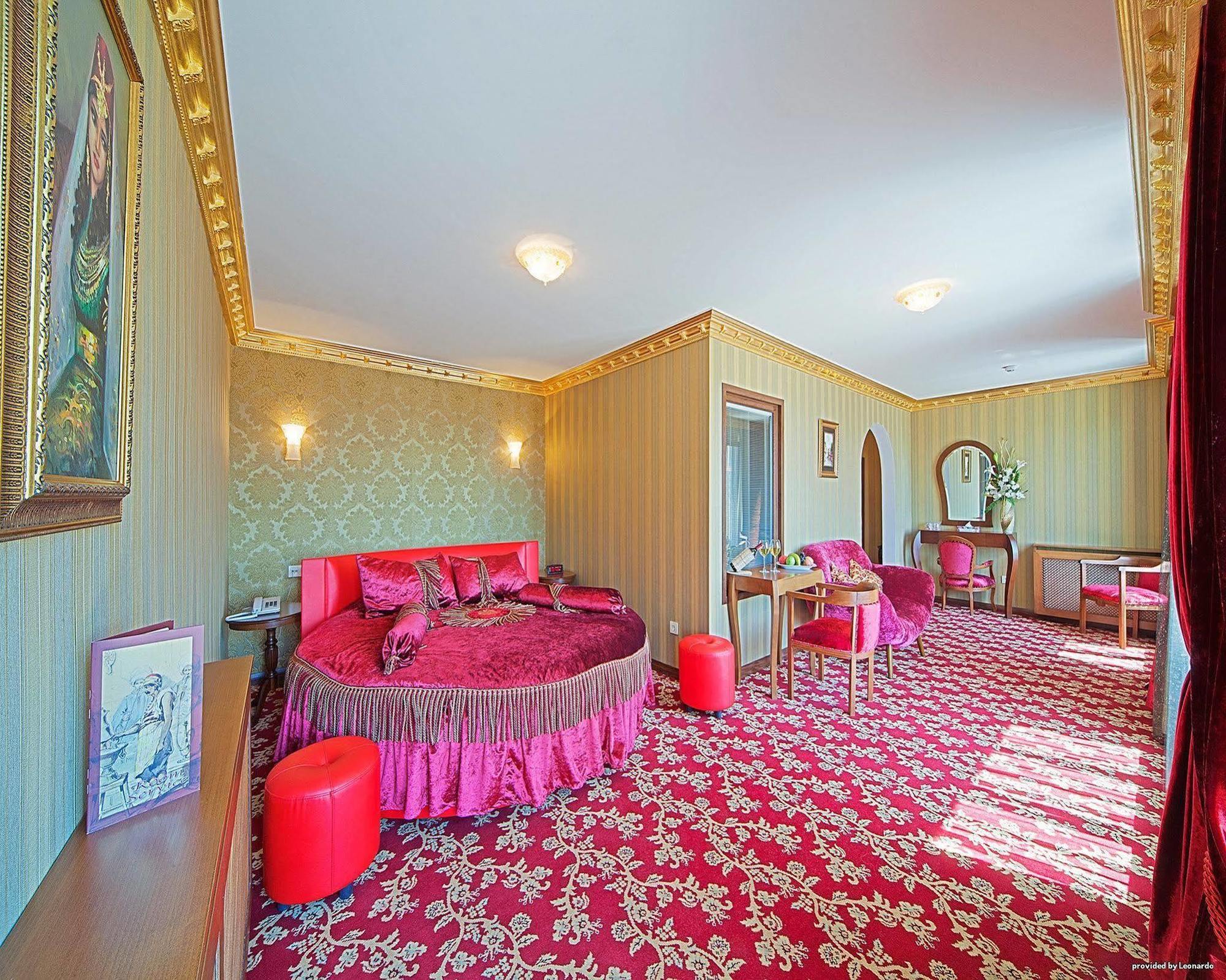Hotel Antea Palace & 4*